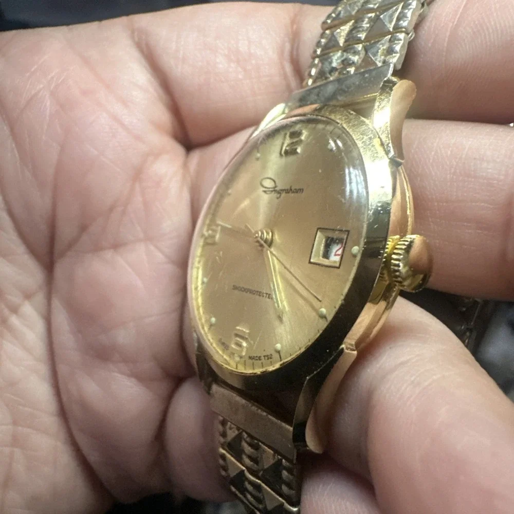 Vintage Ingraham Shockprotected Gold Tone Mens Watch Manual Wind 33mm For Repair